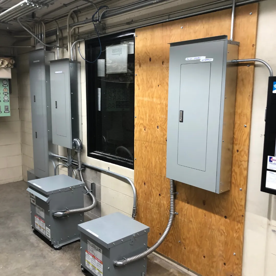 Distribution panel and dry-type transformer installation